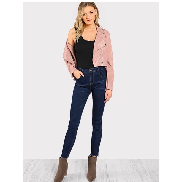 🚫SALE🚫 NWOT Scalloped trim bodysuit - Picture 5 of 6